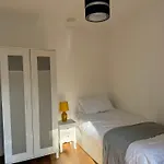 Greenwich 2 Bedroom Apartment